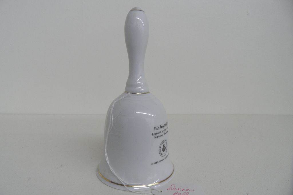 Vintage - 1986 Norman Rockwell Bell Vintage - 1986 Norman Rockwell Bell