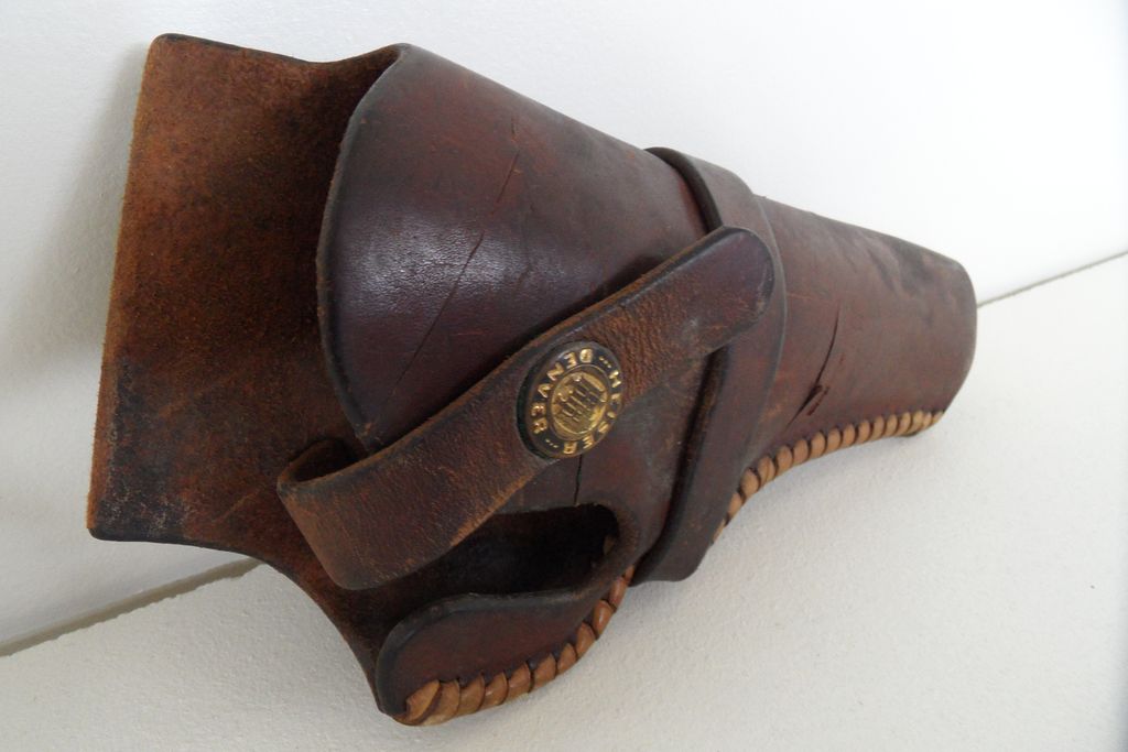 Antique - Heiser Gun Holster - Model 417 Right Side Antique - Heiser Gun Holster - Model 417 Right Side