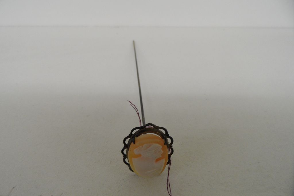 Vintage - Hat Pin Vintage - Hat Pin