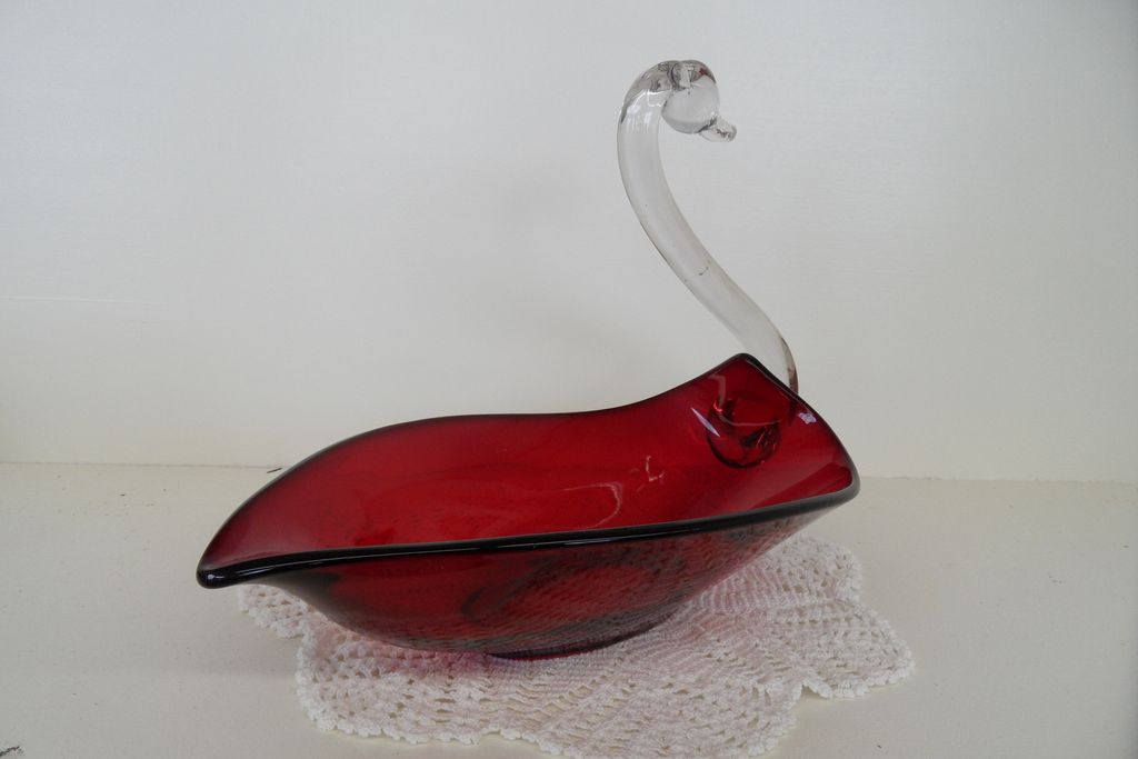 Vintage - Glass - Duncan & Miller - Swan Vintage - Glass - Duncan & Miller - Swan