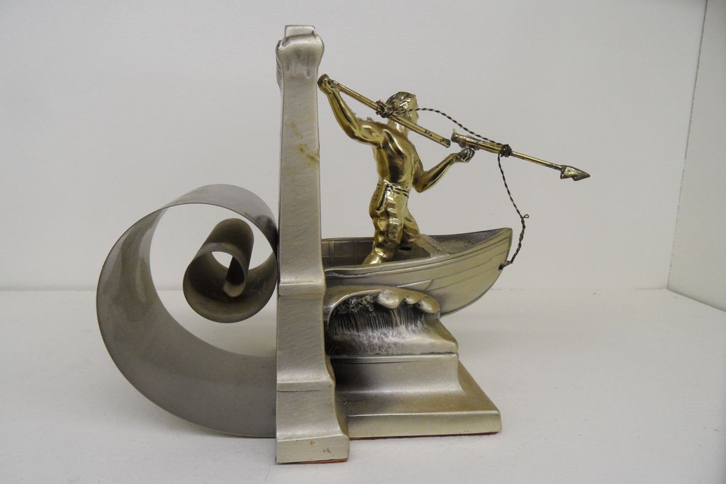 Vintage - Book Holder/Statue - "In Honor of the Whaleman" Vintage - Book Holder/Statue - "In Honor of the Whaleman"