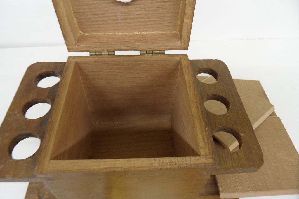 Vintage - AZTEC Cedar-lined Humidor / Pipe holder Vintage - AZTEC Cedar-lined Humidor / Pipe holder