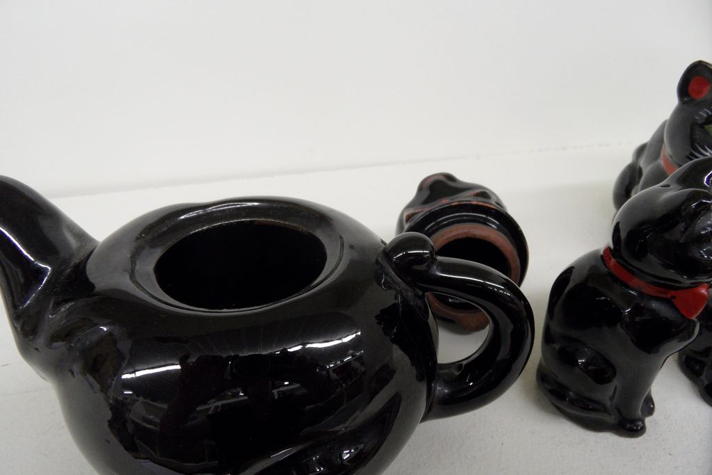 Vintage - Fine Porcelain - Shafford Japan - TeaPot, Creamer, Sugar, S&P Vintage - Fine Porcelain - Shafford Japan - TeaPot, Creamer, Sugar, S&P