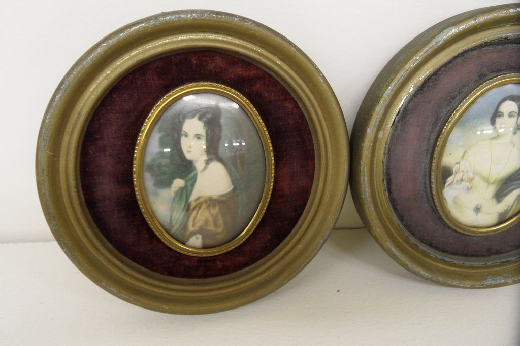 Vintage - Pair of Cameo Pictures - George Romney Vintage - Pair of Cameo Pictures - George Romney