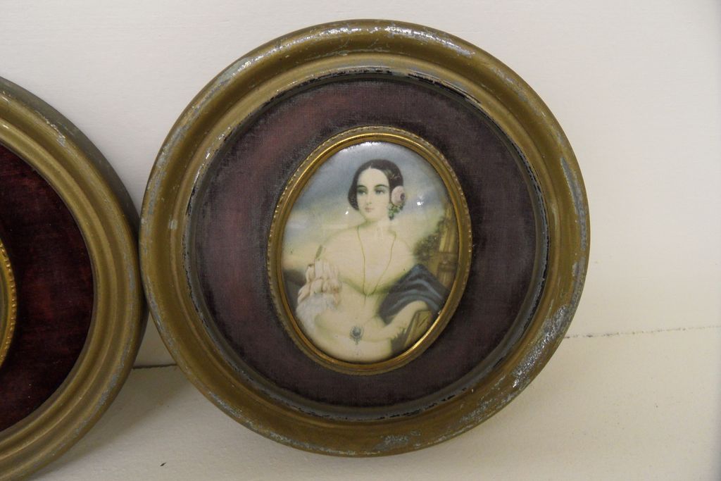 Vintage - Pair of Cameo Pictures - George Romney Vintage - Pair of Cameo Pictures - George Romney