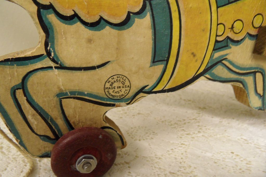 Vintage - Toy - N.N. Hill Brass Co. - Pull Toy Vintage - Toy - N.N. Hill Brass Co. - Pull Toy