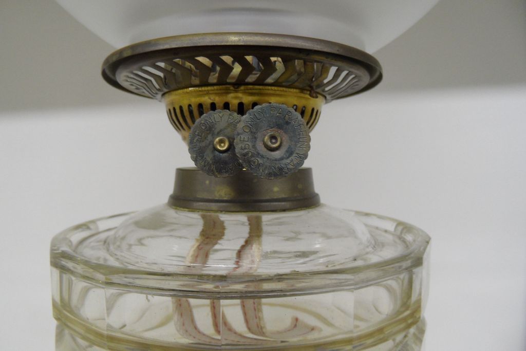 Antique - Kerosene Lamp Antique - Kerosene Lamp
