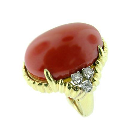 Retro Coral and Diamond Ring Retro Coral and Diamond Ring