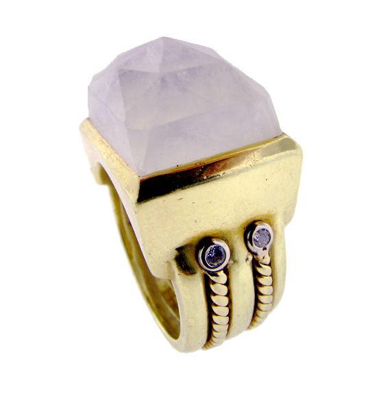 Vintage 18KT Moonstone Ring Vintage 18KT Moonstone Ring