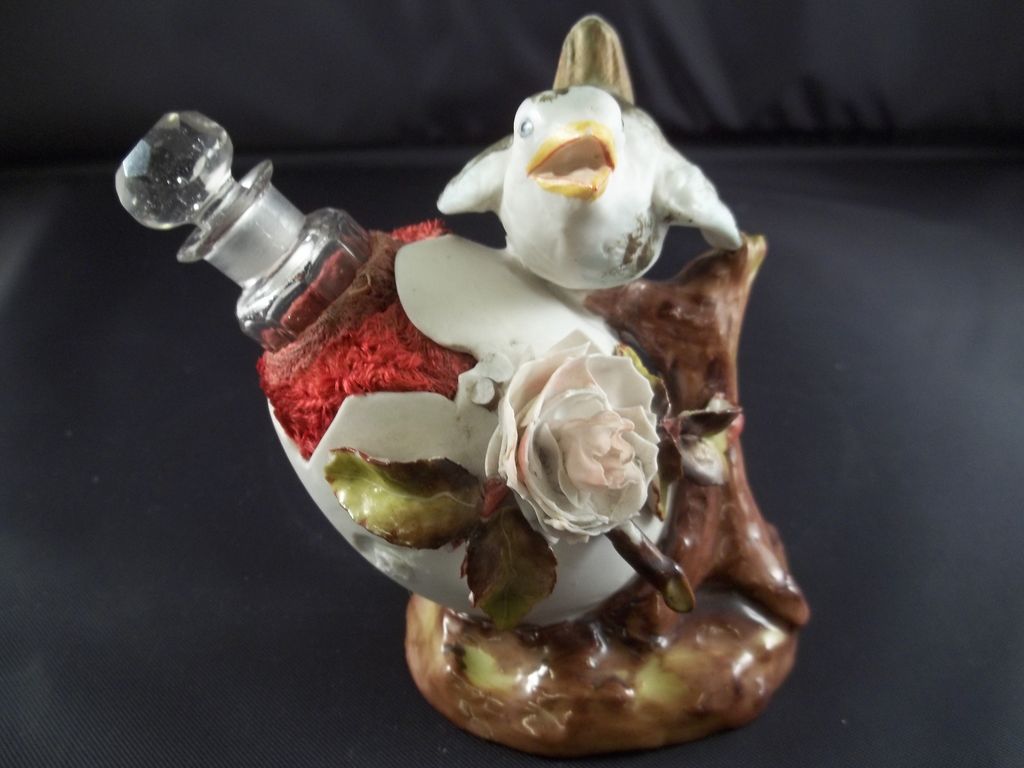 Vintage Bird and Egg Perfume Holder Vintage Bird and Egg Perfume Holder