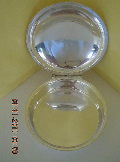 Vintage SHEFFIELD Silver Company Silverplated E.P. Copper Silent Butler/Crumb Tray Vintage SHEFFIELD Silver Company Silverplated E.P. Copper Silent Butler/Crumb Tray