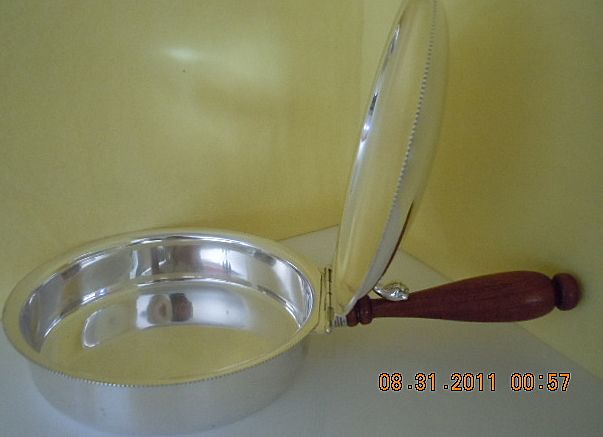 Vintage SHEFFIELD Silver Company Silverplated E.P. Copper Silent Butler/Crumb Tray Vintage SHEFFIELD Silver Company Silverplated E.P. Copper Silent Butler/Crumb Tray