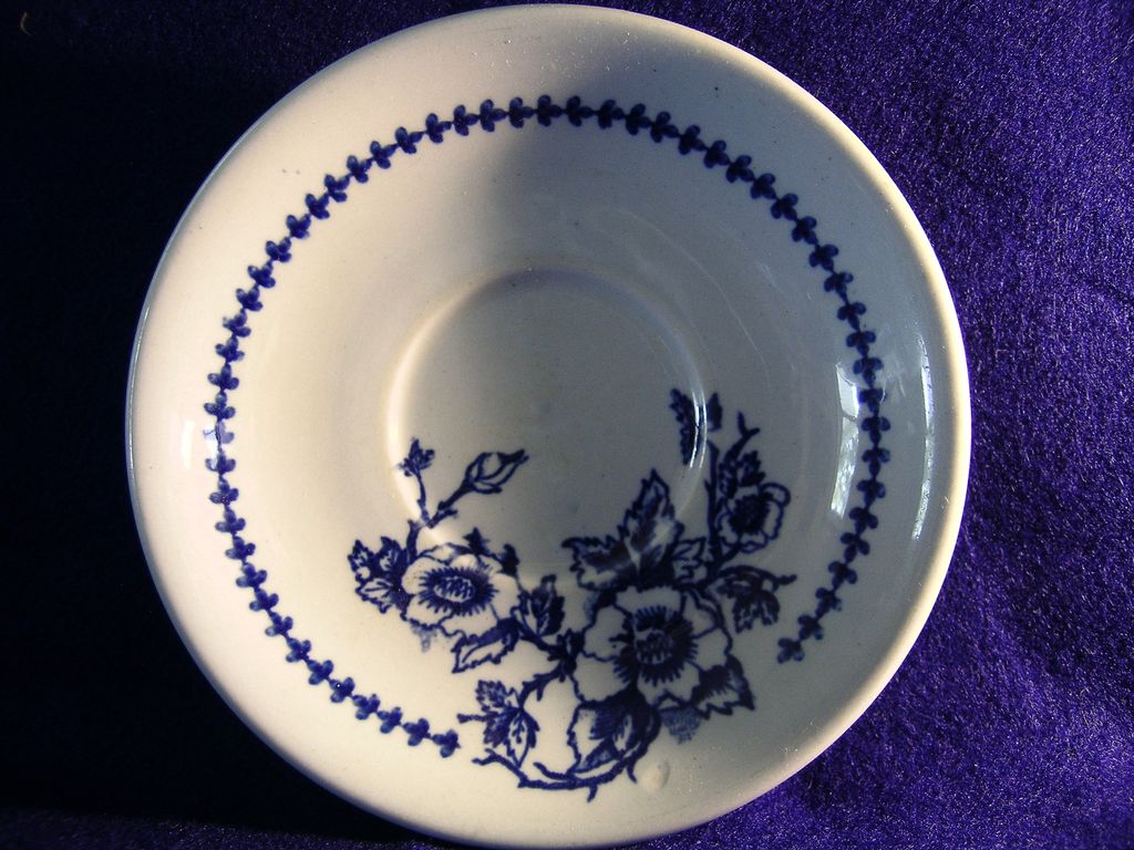 Buffalo Pottery Coffee Cup with Saucer in the Lune 612 Pattern Buffalo Pottery Coffee Cup with Saucer in the Lune 612 Pattern