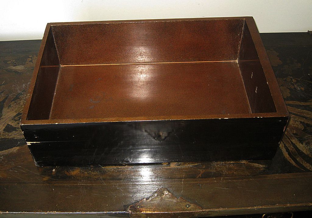 Exquisite Antique Japanese Lacquer Chest Exquisite Antique Japanese Lacquer Chest