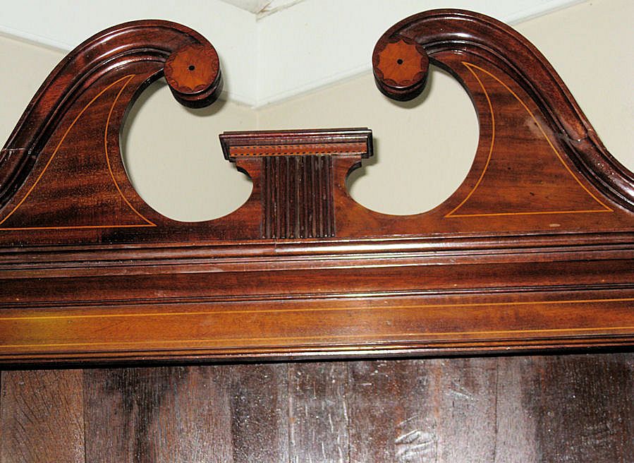 18th Century American Sheraton Mahogany Secretary 18th Century American Sheraton Mahogany Secretary