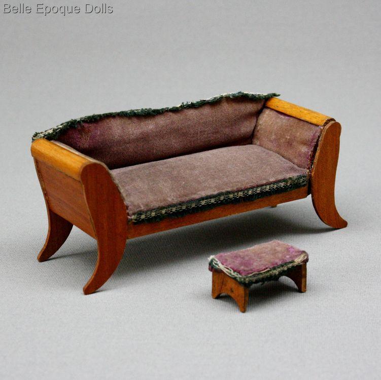 Elegant German Dollhouse Fruitwood Parlor Set with Velvet Upholstery - Mid 19th century. Elegant German Dollhouse Fruitwood Parlor Set with Velvet Upholstery - Mid 19th century.