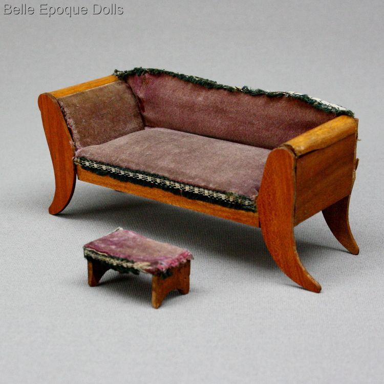 Elegant German Dollhouse Fruitwood Parlor Set with Velvet Upholstery - Mid 19th century. Elegant German Dollhouse Fruitwood Parlor Set with Velvet Upholstery - Mid 19th century.