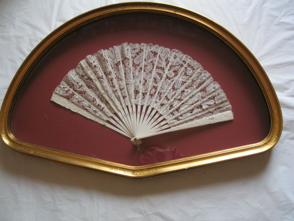 Antique 19th Century Ivory Lace Framed Fan Antique 19th Century Ivory Lace Framed Fan
