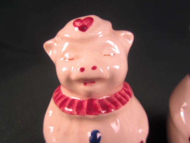 Shawnee Pottery "Smiley and Winnie Pig" Salt and Pepper Shakers Shawnee Pottery "Smiley and Winnie Pig" Salt and Pepper Shakers