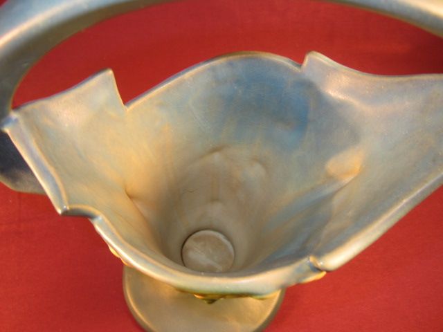 Roseville Pottery "Snowberry" Basket Roseville Pottery "Snowberry" Basket