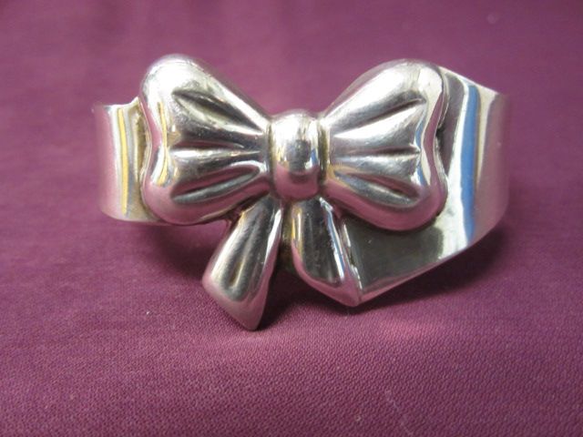 Taxco Sterling Bow Cuff Bracelet Taxco Sterling Bow Cuff Bracelet