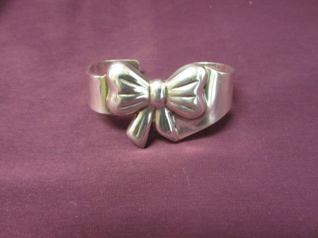 Taxco Sterling Bow Cuff Bracelet Taxco Sterling Bow Cuff Bracelet