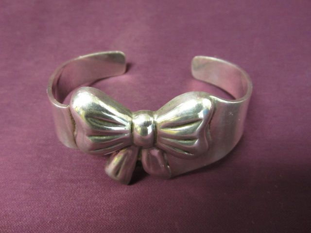 Taxco Sterling Bow Cuff Bracelet Taxco Sterling Bow Cuff Bracelet