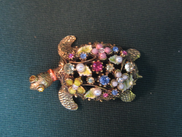 Signed ART Turtle Pin/Brooch Signed ART Turtle Pin/Brooch