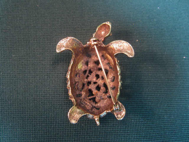 Signed ART Turtle Pin/Brooch Signed ART Turtle Pin/Brooch
