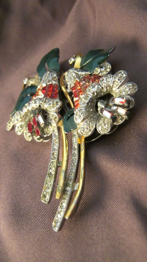 Coro Duet Brooch, circa 1930's Coro Duet Brooch, circa 1930's