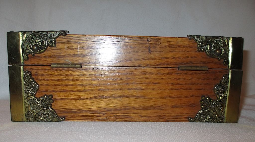 Oak JEWELS Box With Brass Hardware, Late 19Th Century Oak JEWELS Box With Brass Hardware, Late 19Th Century