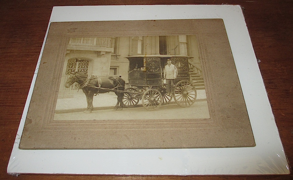 NYC Milk Wagon Photograph, Locust Farms Co. NYC Milk Wagon Photograph, Locust Farms Co.