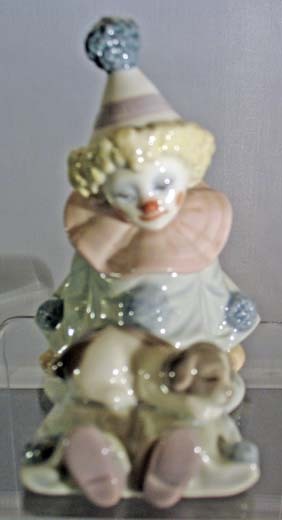 Lladro Figurine Pierrot with Puppy, Original Box Lladro Figurine Pierrot with Puppy, Original Box