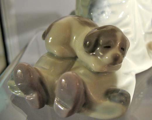 Lladro Figurine Pierrot with Puppy, Original Box Lladro Figurine Pierrot with Puppy, Original Box
