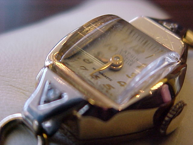 Lathin (Waltham) Ladies 14K Watch with Diamonds, 1940's 17 jewel Lathin (Waltham) Ladies 14K Watch with Diamonds, 1940's 17 jewel