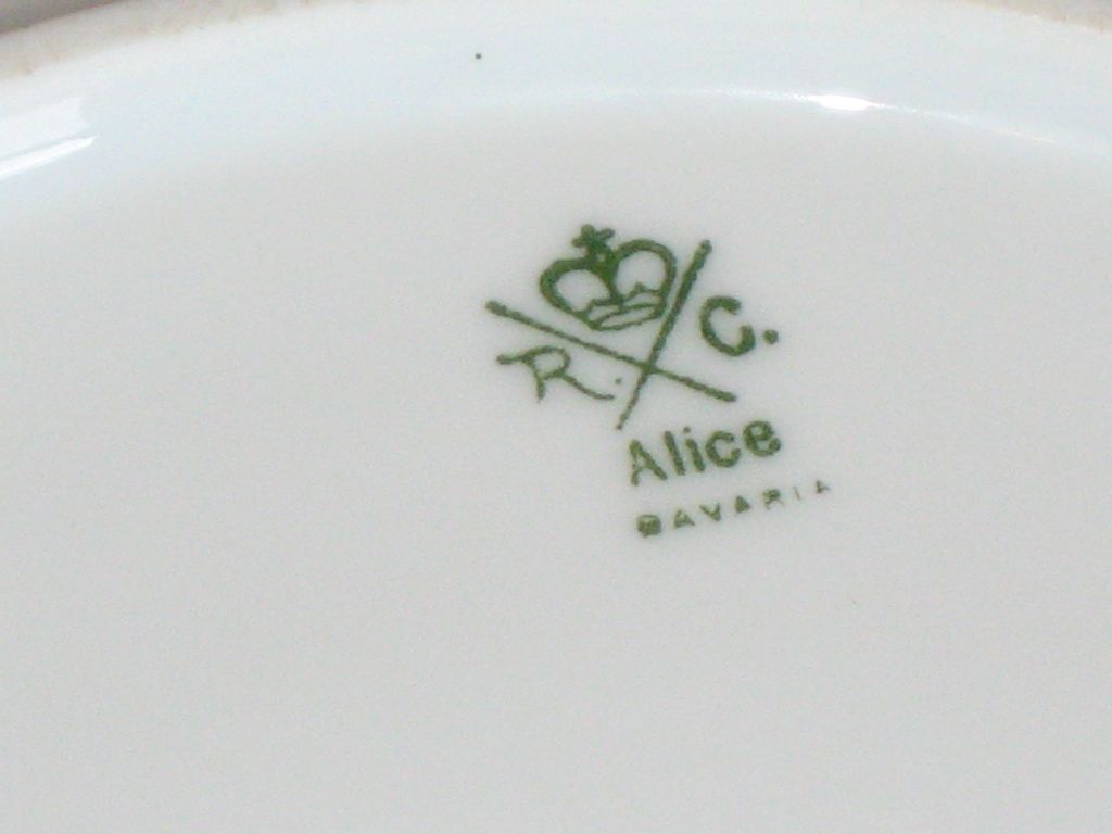 Philip Rosenthal & Co. Dish Bavaria Roses galore Philip Rosenthal & Co. Dish Bavaria Roses galore