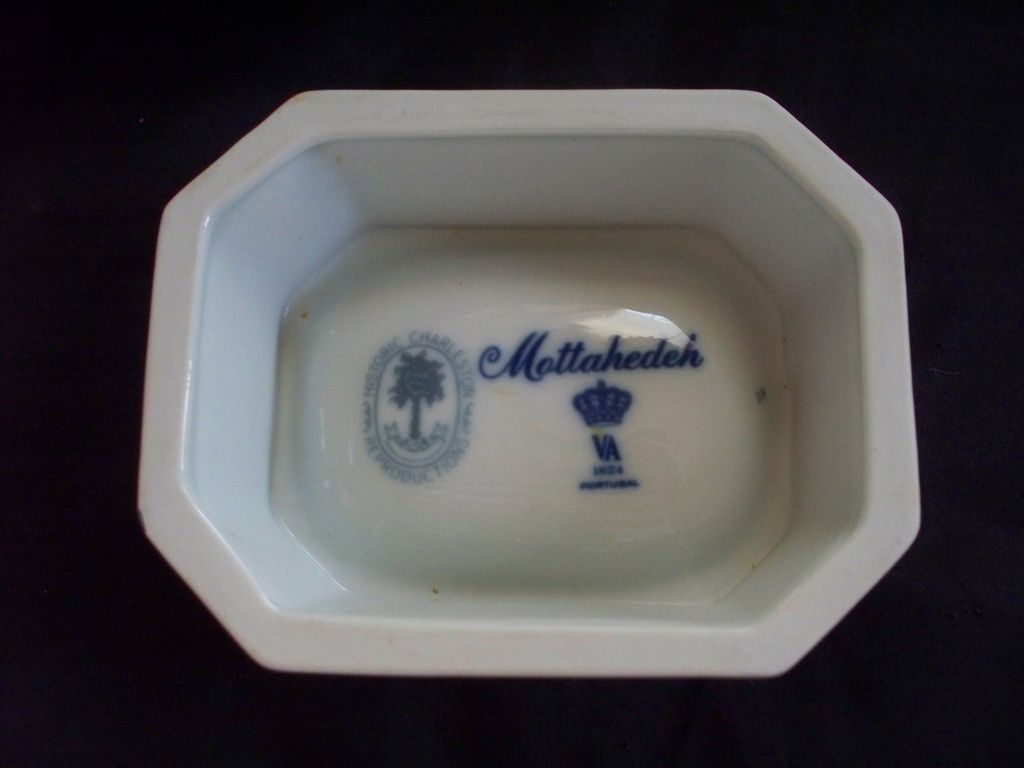 Mottahedeh Canton Master Salt Vista Alegre ca.1980s Mottahedeh Canton Master Salt Vista Alegre ca.1980s