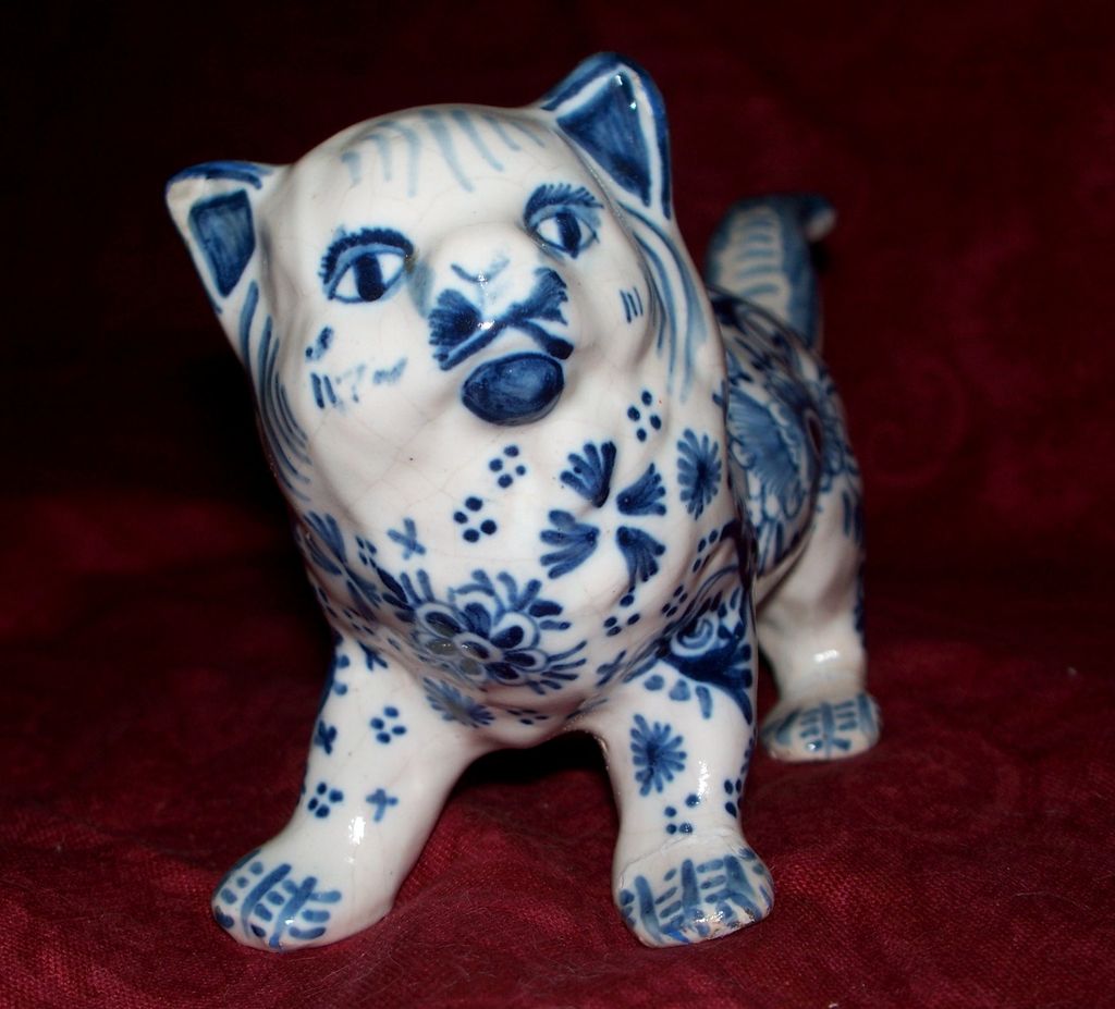 Large Antique Charming French Faience 'Desvres' Cat circa 1910 Large Antique Charming French Faience 'Desvres' Cat circa 1910