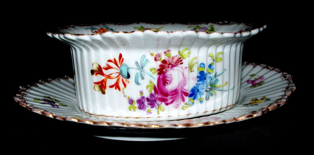 Dresden Fluted Bowl with Tray with Meissen Flowers Dresden Fluted Bowl with Tray with Meissen Flowers