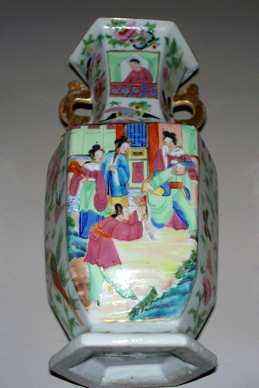 Pair of Antique Chinese Hexagon Daoguang Vases circa 1850 Pair of Antique Chinese Hexagon Daoguang Vases circa 1850