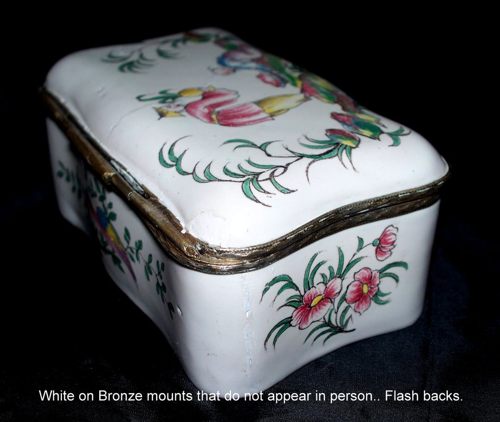Antique Large French Faience Veuve Perrin Box Chinoiserie Birds Motifs Antique Large French Faience Veuve Perrin Box Chinoiserie Birds Motifs