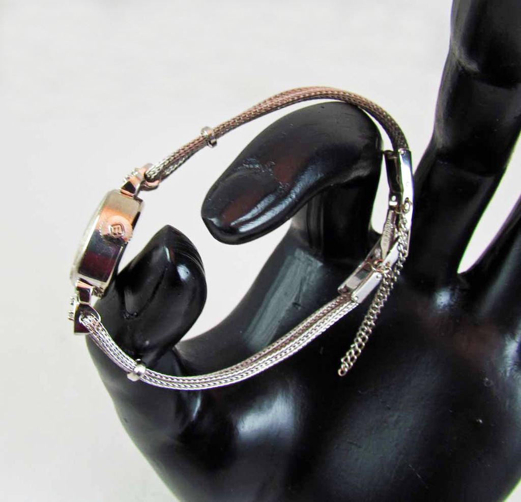 Vintage c.1930's BENRUS Solid 14k White Gold Womens Watch with Four Diamonds Vintage c.1930's BENRUS Solid 14k White Gold Womens Watch with Four Diamonds