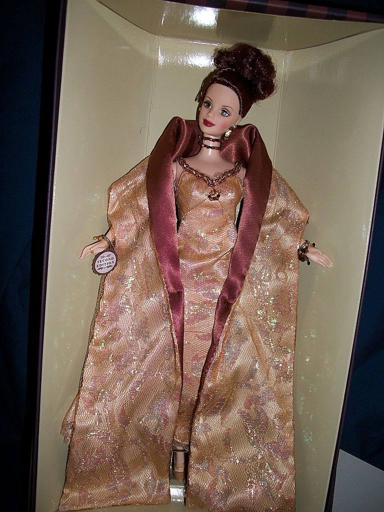 2 Barbie Collector dolls Cafe Society and Collector Club Millicent Free P&I US buyers Date at Eight Free postage 2 Barbie Collector dolls Cafe Society and Collector Club Millicent Free P&I US buyers Date at Eight Free postage