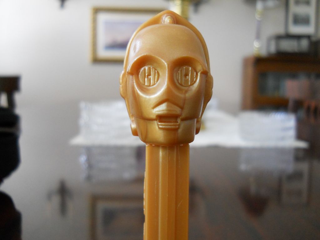 C3Po Pez