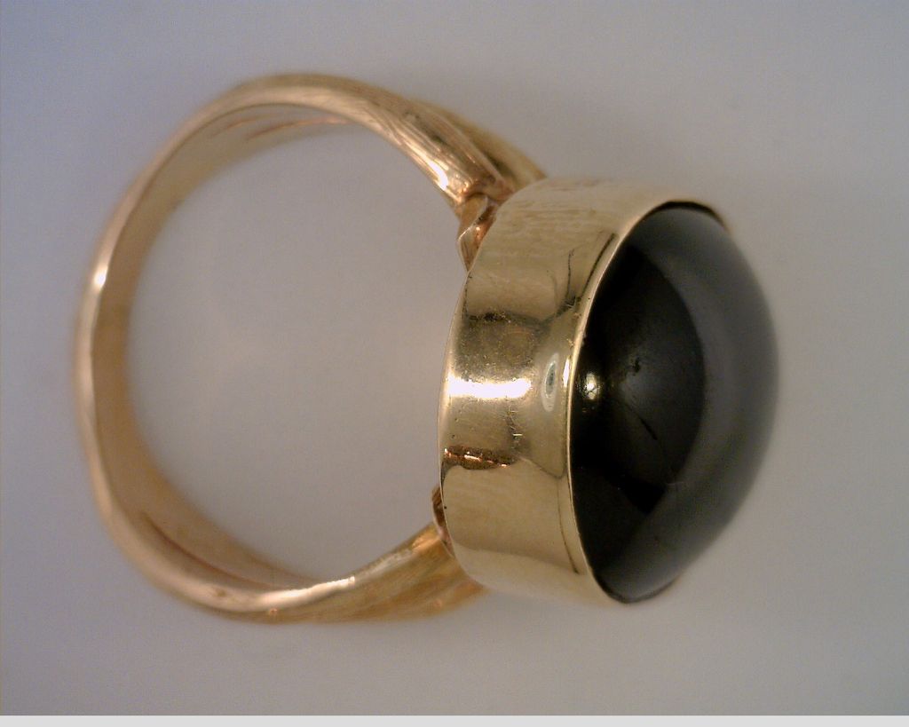 Art Deco Black Star Sapphire 10kt Gold Ring Art Deco Black Star Sapphire 10kt Gold Ring