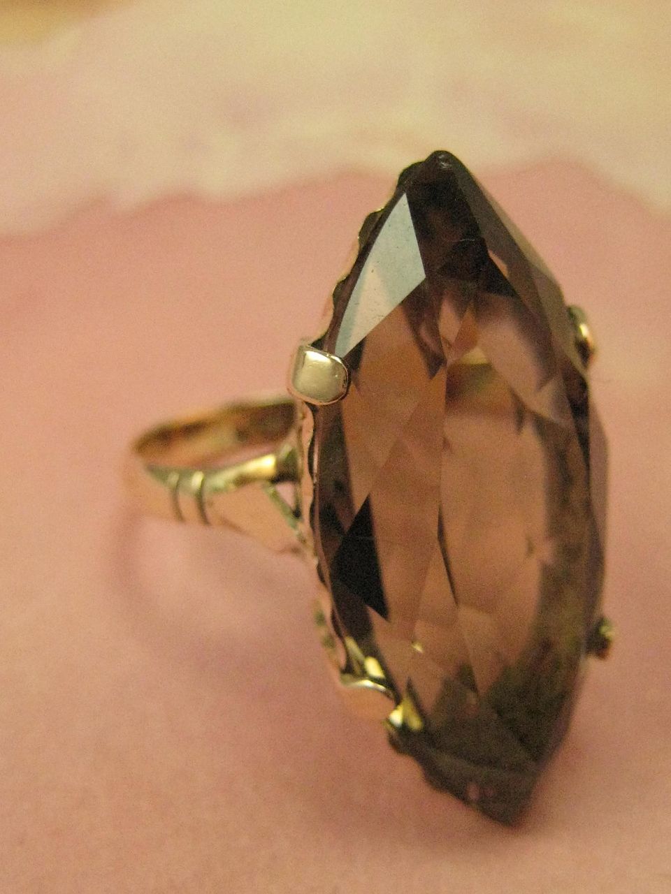 35ct Topaz Marquise Cut 14kt Rose Gold Ring 35ct Topaz Marquise Cut 14kt Rose Gold Ring