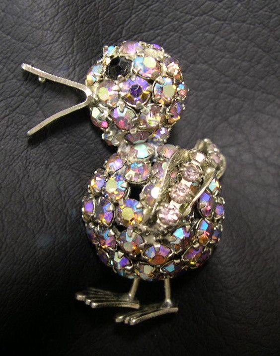 Vintage WARNER Rhinestone Duck Brooch, circa 1950s Vintage WARNER Rhinestone Duck Brooch, circa 1950s