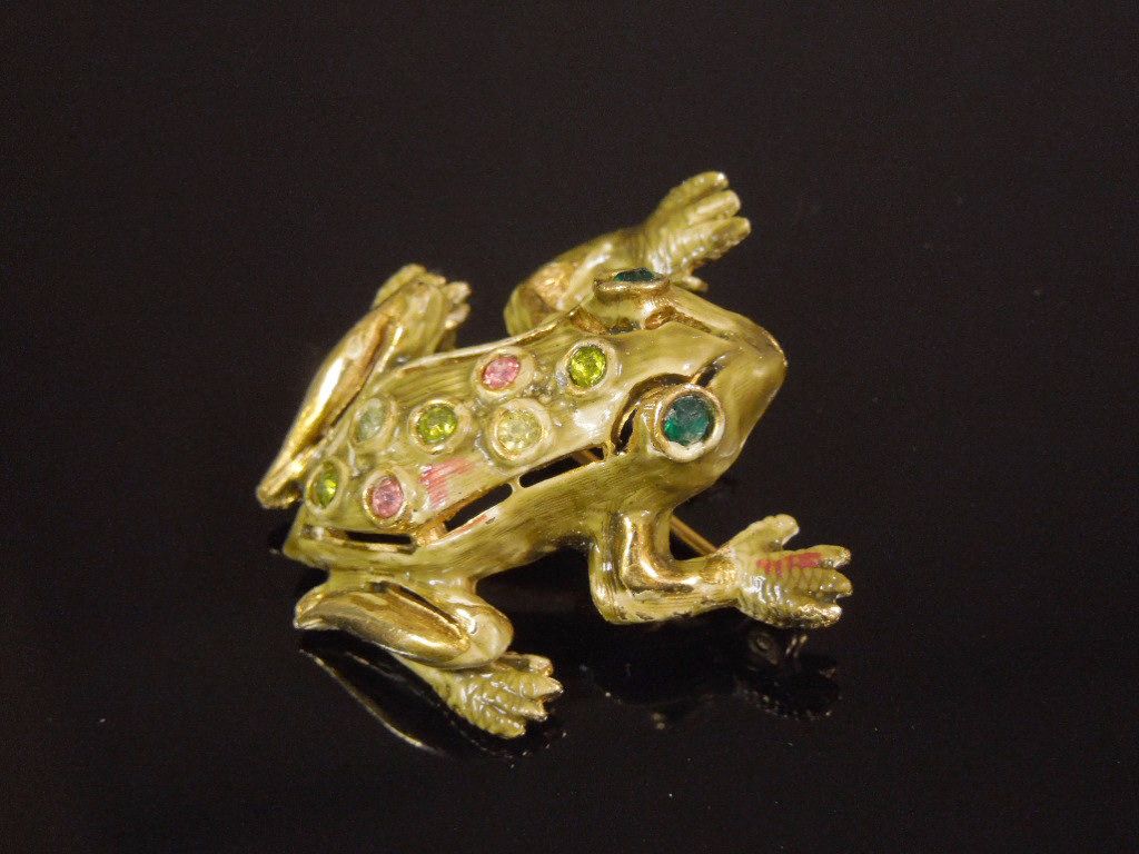 Vintage Jeanne Enamel & Rhinestone Frog Brooch Vintage Jeanne Enamel & Rhinestone Frog Brooch