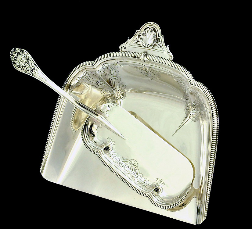 Amelie Cardeilhac: Mascaron! Pair French Sterling Silver Crumb Trays Amelie Cardeilhac: Mascaron! Pair French Sterling Silver Crumb Trays