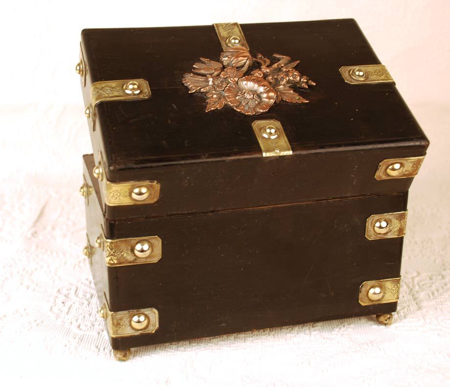Antique Napoleon III French Coffre/Box with Copper and Brass Mounts Antique Napoleon III French Coffre/Box with Copper and Brass Mounts